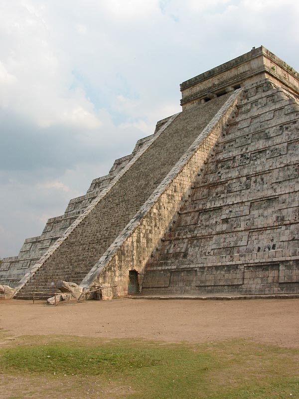 chichen-castillo-escalera-213