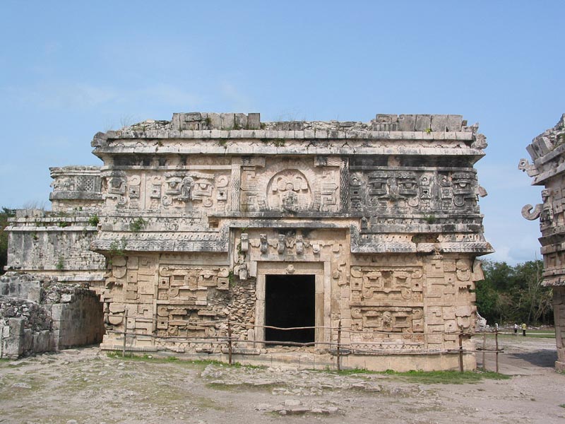 chichen-edificio-382
