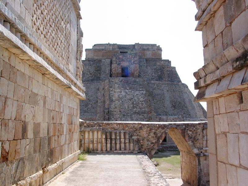 uxmal-540