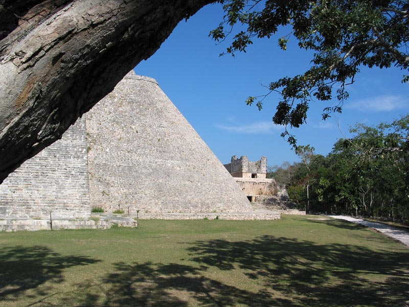 uxmal-entrada-488