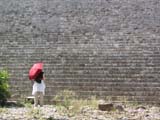 uxmal-paraguas-escaleras-593