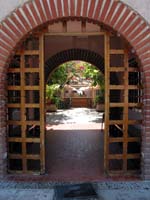 calle_puerta_1735