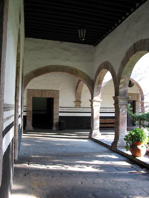 morelia-rose-garden-arches-097