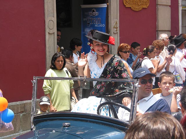 guanajuato-desfile-de-coches-008