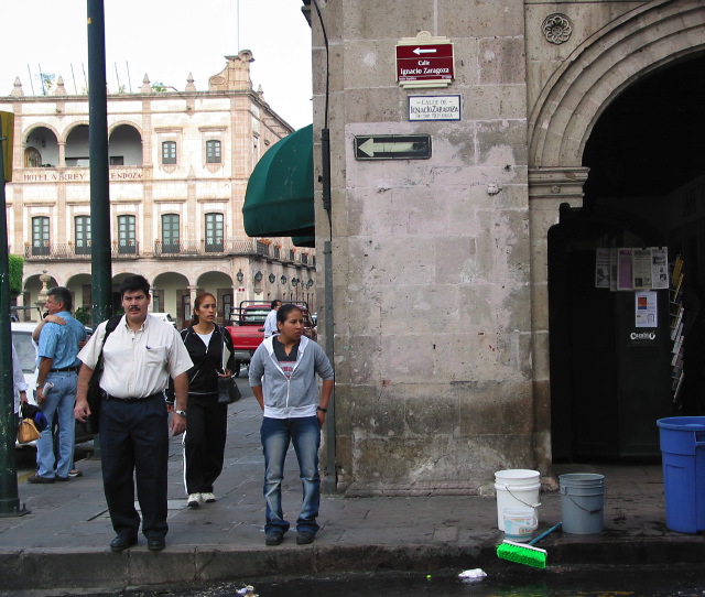 morelia04-calle-gente_3075.jpg