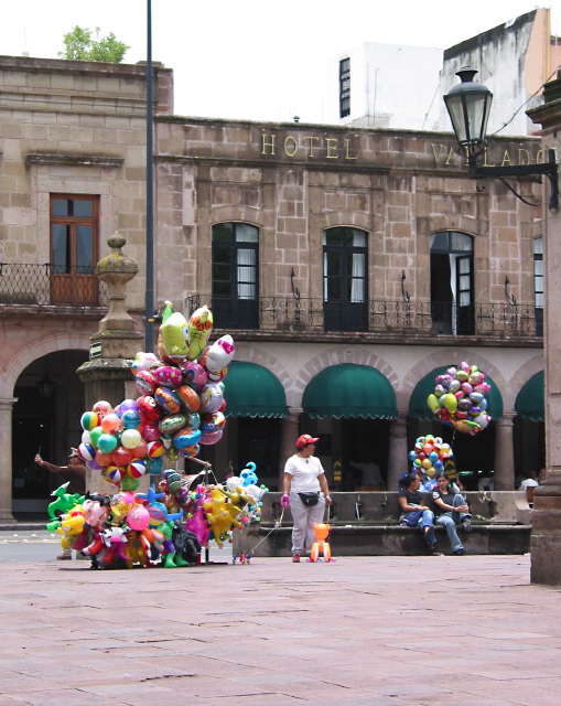 morelia04-calle-globos_293.jpg