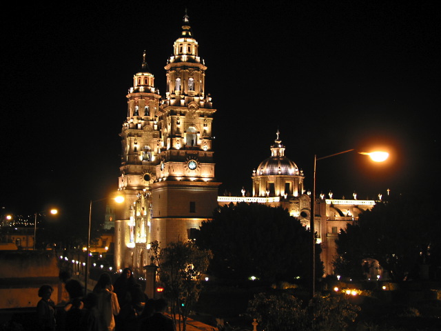 morelia04-catedral-no#F303.jpg