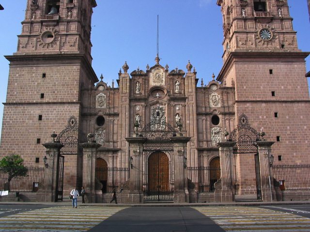 morelia04-catedral_2991.jpg
