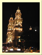 morelia04-catedral-noche_3138.jpg