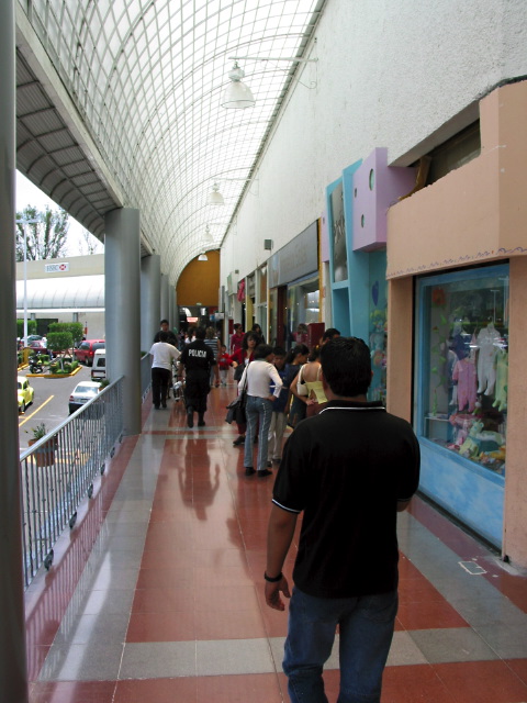 morelia04-aurrera-mall_206.jpg