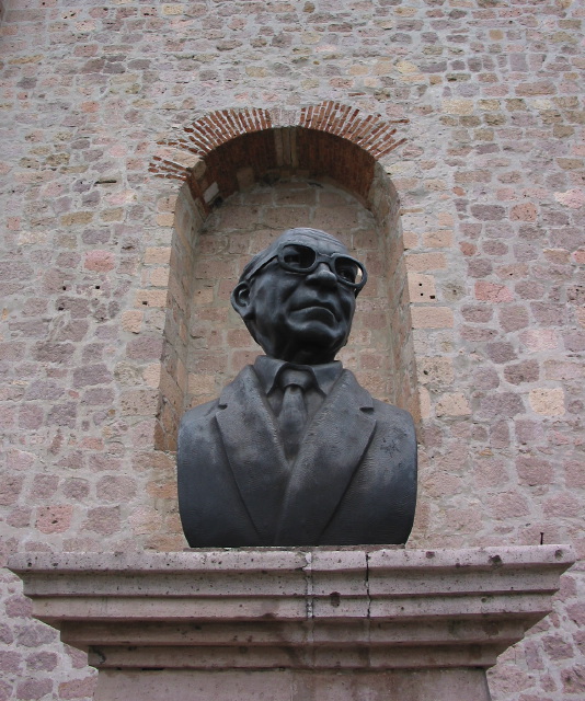 morelia04-estatua_2790.jpg