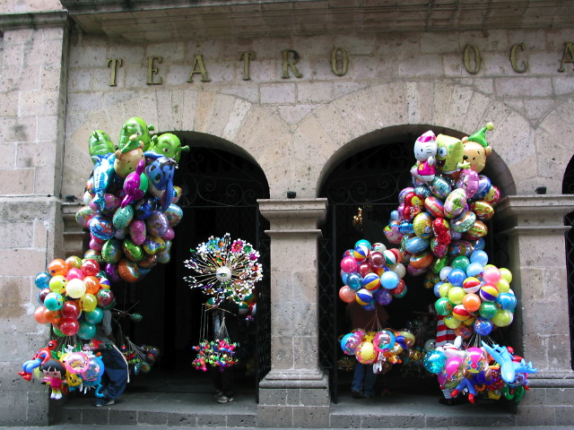 morelia04-globos_3115.jpg