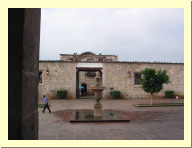 morelia04-fuente-palomas_2794.jpg