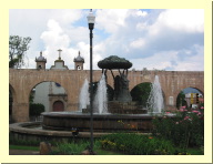 morelia04-fuente-tarasca_2595.jpg