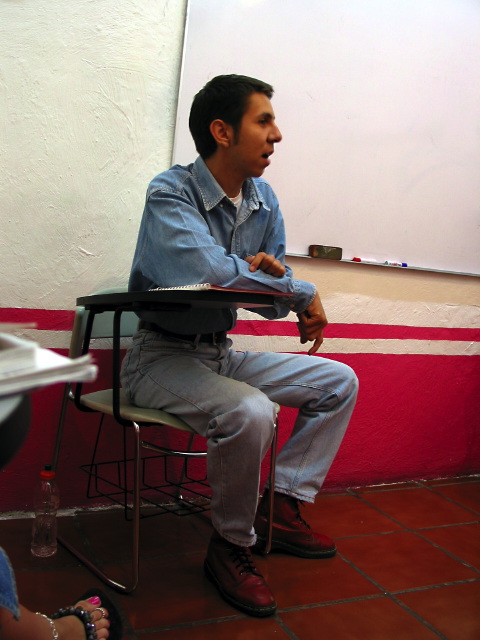 morelia04-escuela-per#F3_3.jpg