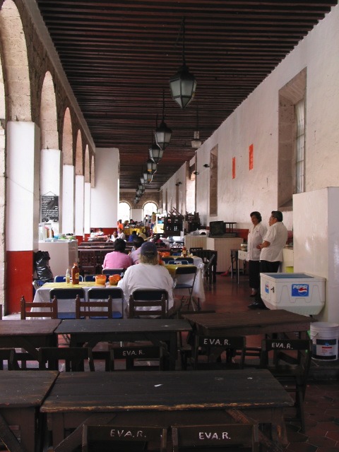 morelia04-restaurante_2938.jpg