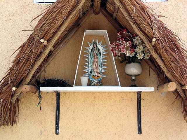 mamita-shrine-0123