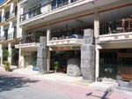 hotel-stone-statue-blocks-0476