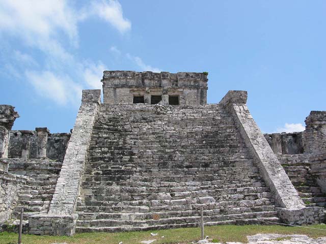 tulum-building-stairs-0252