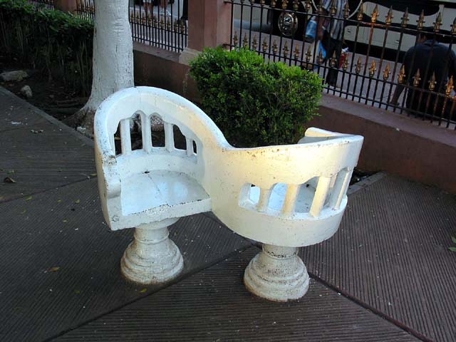 valladolid-park-loveseat-0439