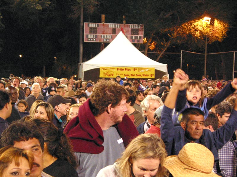 zozobra-publico-fritopie-03_0350